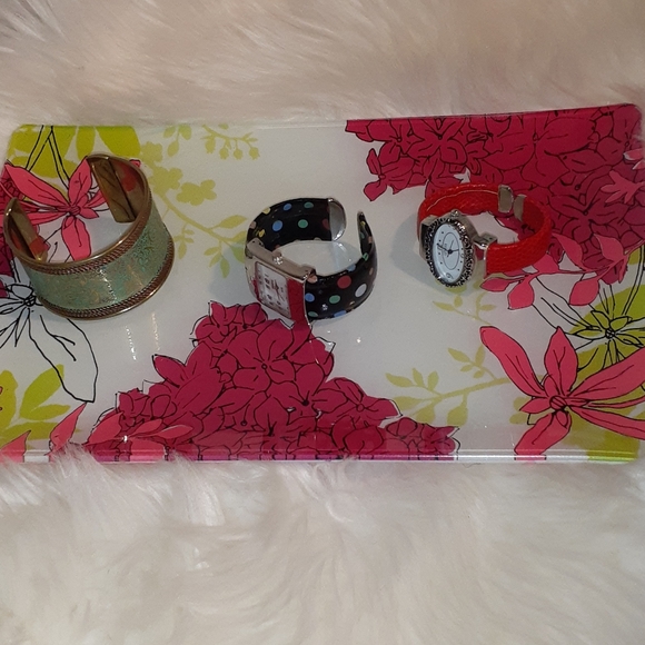 Classic Nordstrom’s Flower Pink Green Glass Tray - Picture 3 of 6